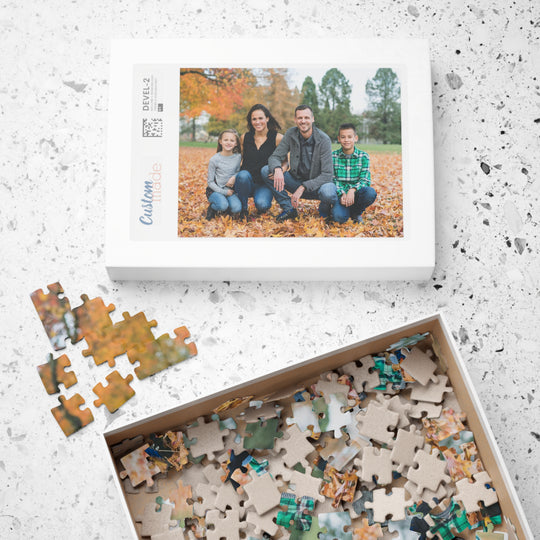 Family Portrait Puzzle (110, 252, 500, 1014-piece)
