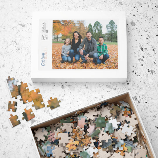 Family Portrait Puzzle (110, 252, 500, 1014-piece)