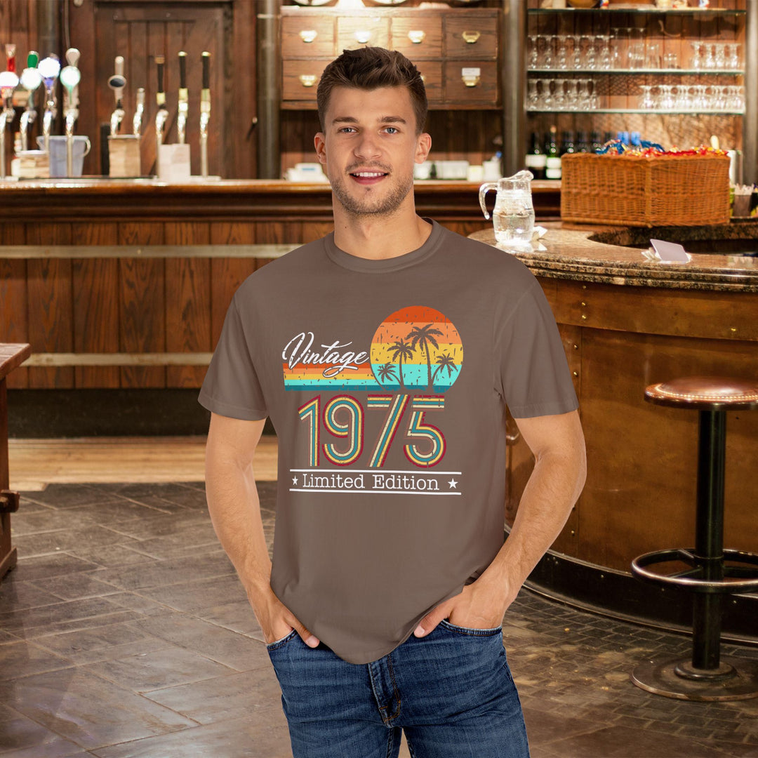 Retro 1975 Birthday T-Shirt