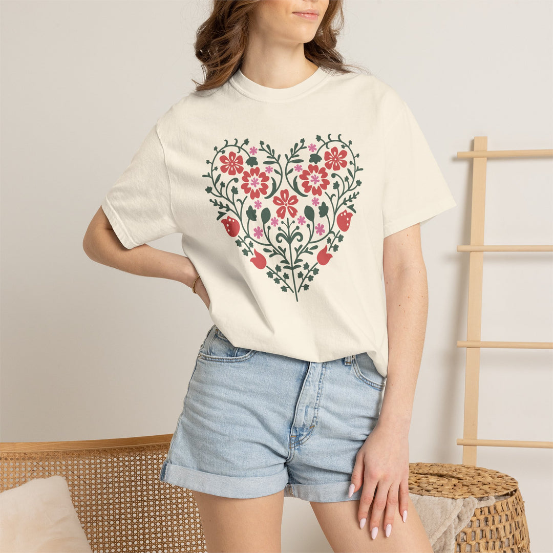 BOHO Floral Heart T-Shirt | Floral Fall Graphic Flowers and Hearts Tee