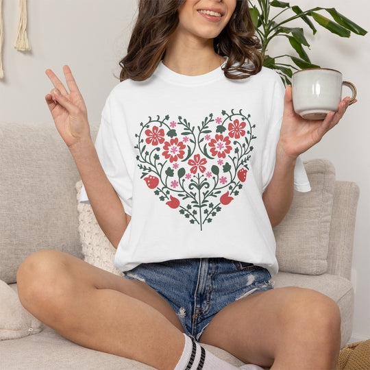 BOHO Floral Heart T-Shirt | Floral Fall Graphic Flowers and Hearts Tee