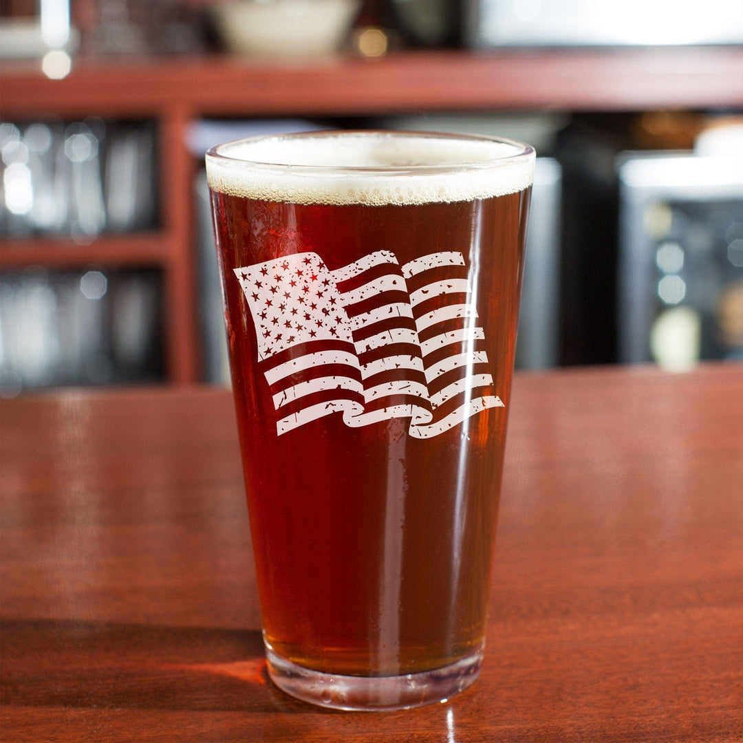 American Flag Beer Pint 16 oz Glass Waving
