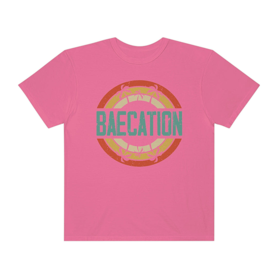 Baecation Retro Style T-Shirt Crunchberry / S