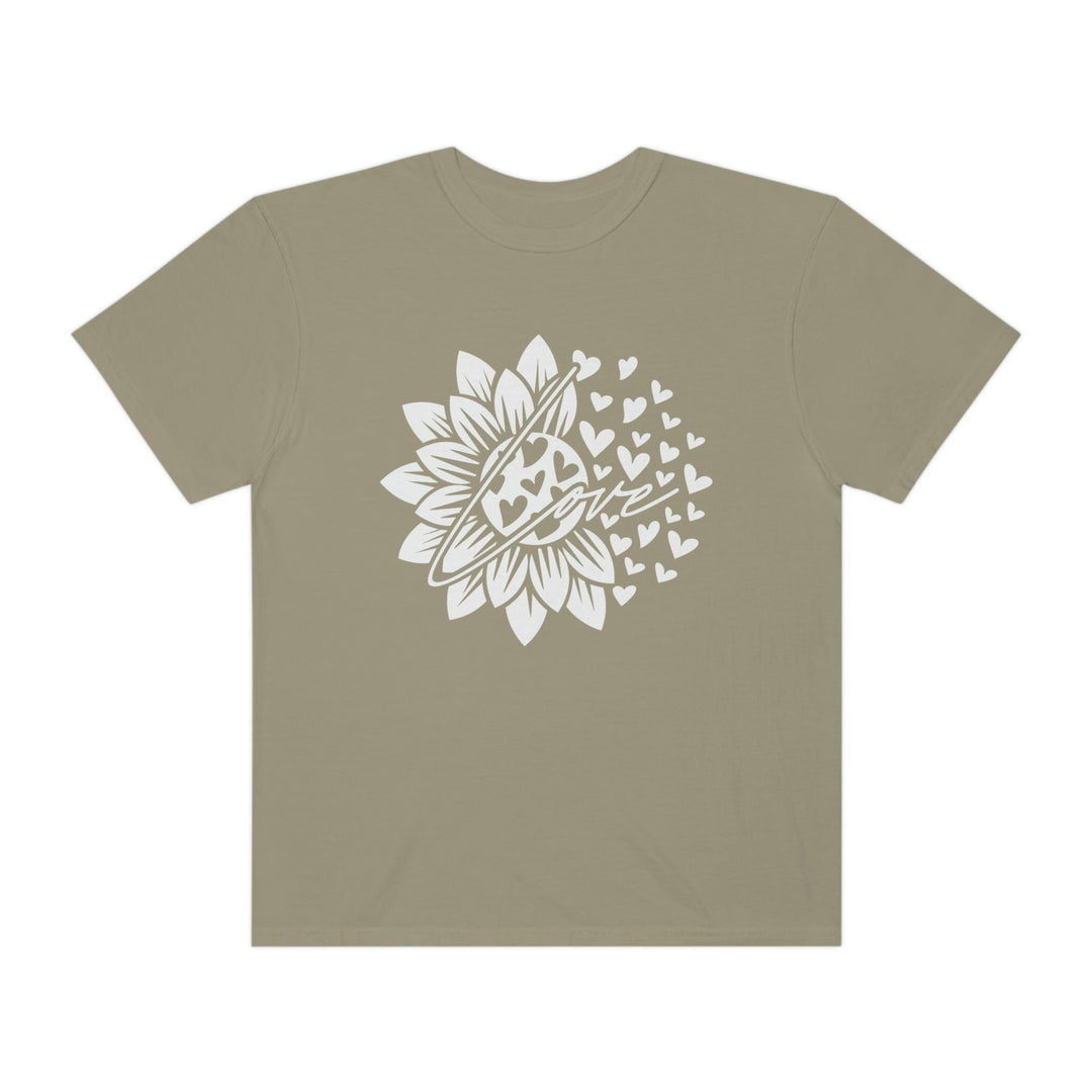 Comfort Colors® Sunflower Heart T-Shirt, Retro Love Shirt, Love T-Shirt, Gifts for Her, Sunflower Shirt, BOHO Garment-Dyed T-shirt Khaki / S