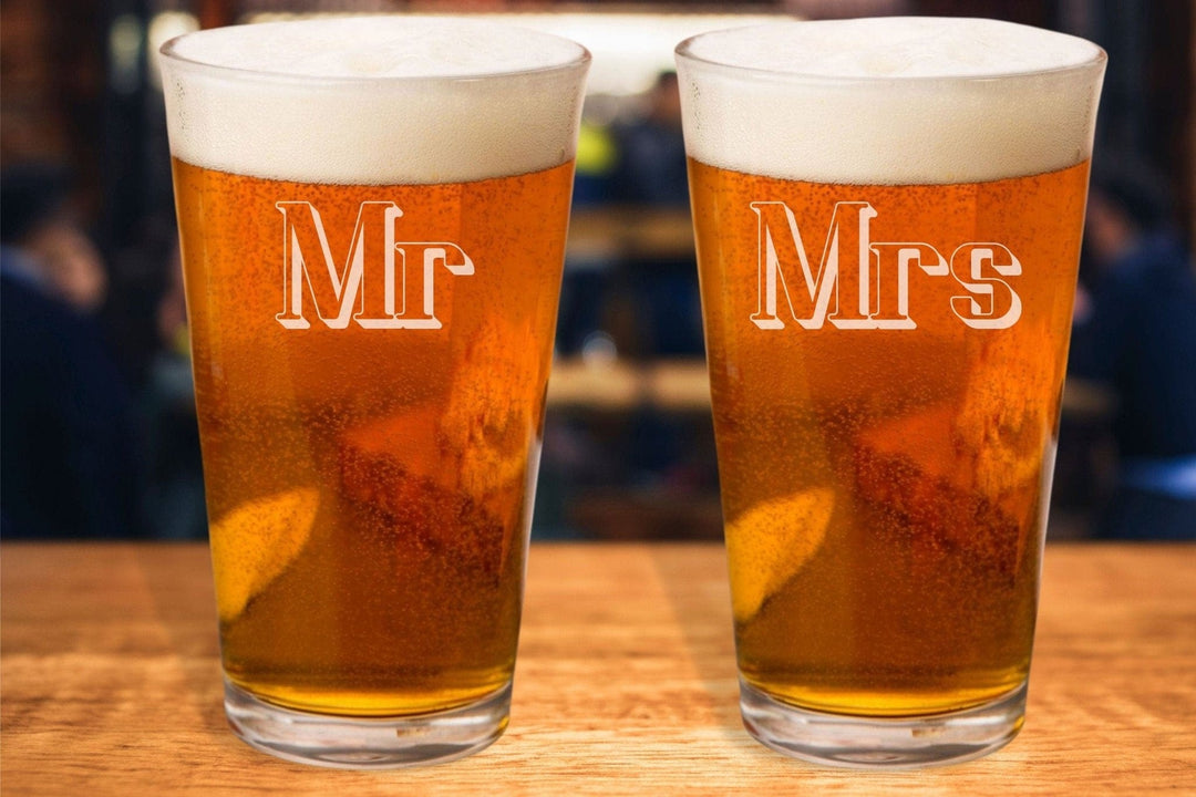 Mr. and Mrs. Beer Glasses - Engraved Beer Pint Glasses Corpus